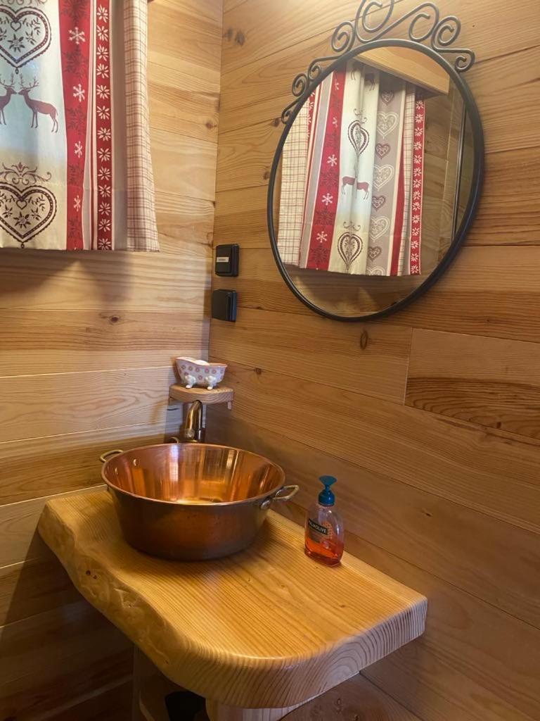 Au Paradou Du Bucheron Adults Only Lessive Ngoại thất bức ảnh